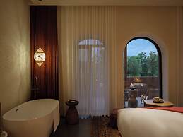 Rizamat Manor Bed&Breakfast