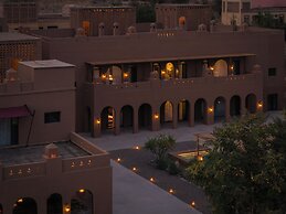 Rizamat Manor Bed&Breakfast