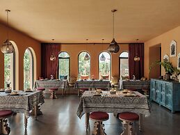 Rizamat Manor Bed&Breakfast