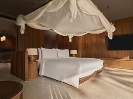 Nimman Private Luxury Pool Villa Resort