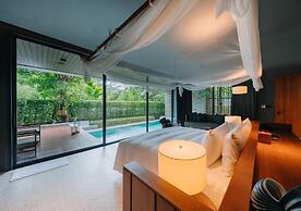 Nimman Private Luxury Pool Villa Resort
