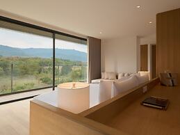 Nimman Private Luxury Pool Villa Resort