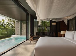 Nimman Private Luxury Pool Villa Resort