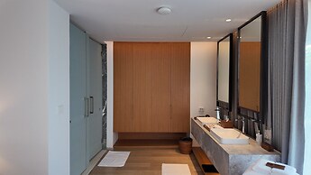 Nimman Private Luxury Pool Villa Resort