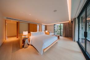Nimman Private Luxury Pool Villa Resort