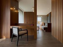 Nimman Private Luxury Pool Villa Resort