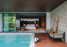 Nimman Private Luxury Pool Villa Resort