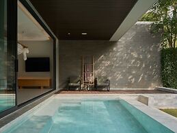 Nimman Private Luxury Pool Villa Resort