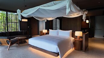 Nimman Private Luxury Pool Villa Resort