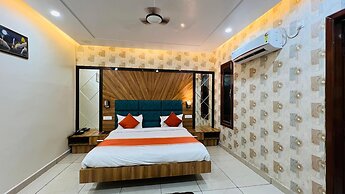 Hotel Robinson Kasganj