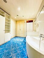 Comfortable 4BR Apt for 12 FAC Platz