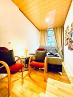 Comfortable 4BR Apt for 12 FAC Platz