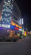 Sky Motel