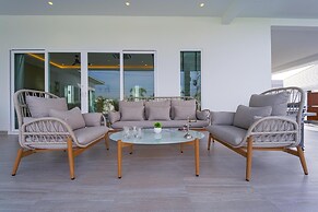 Modern 3 Bedroom Villa AS1