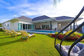 Modern 3 Bedroom Villa AS1