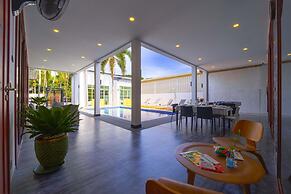 Beautiful 4-Bedroom Pool Villa BL9
