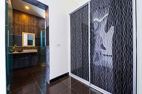 Beautiful 4-Bedroom Pool Villa BL9