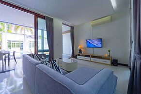 Beautiful 4-Bedroom Pool Villa BL9