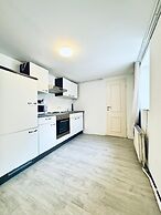 Comfortable 2BR Apt for 7 Guests