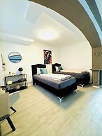 Comfortable 2BR Apt for 7 Guests