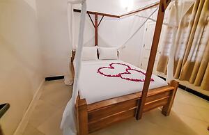 Suda Beach Lodge