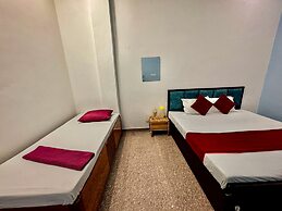 Hotel radha Aradhya Sadan