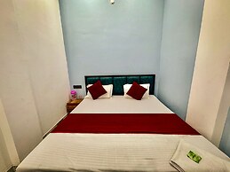 Hotel radha Aradhya Sadan