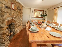 Honeysuckle Cottage