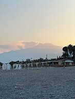 I Puritani on the beach