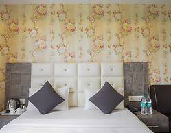 Fairvacanze Lucknow City Centre