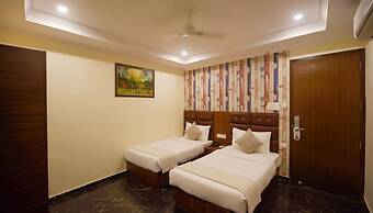Fairvacanze Lucknow City Centre