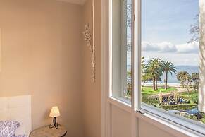 Apartment Oasis with Sea View