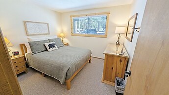Pine Needle 2 4 Bedroom Condo