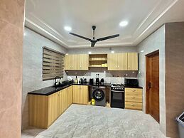 Charming 2 Bedroom House in Vibrant Ablekuma Olebu