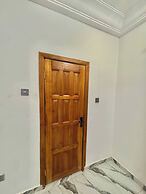 Charming 2 Bedroom House in Vibrant Ablekuma Olebu