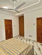 Charming 2 Bedroom House in Vibrant Ablekuma Olebu