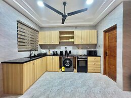 Charming 2 Bedroom House in Vibrant Ablekuma Olebu