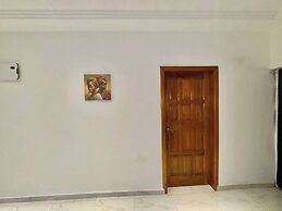 Charming 2 Bedroom House in Vibrant Ablekuma Olebu