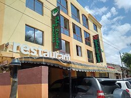 Rabat Guest Resort Garissa