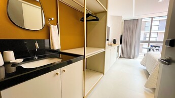 Studio Vista Mar Lateral - By Almare