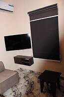FOLKS APARTMENT