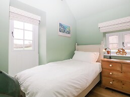 Velindra Farm Cottage