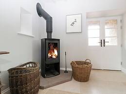 Velindra Farm Cottage