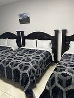 Hotel Plaza Berrendo