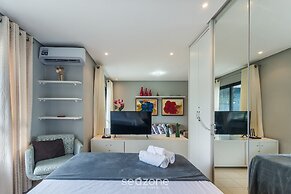 Studio w/ Partial Sea View Soc0316