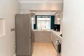 House - Sleeps 5 - Ensuite Bedrooms