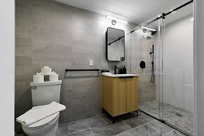 Sunny 2BR Loft Work Relax Minutes to NYC