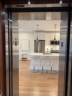 Hoboken 3BR Queen Loft