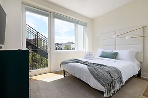 Bright 3BR Loft Hoboken Gem