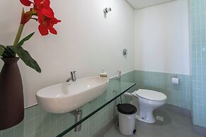 Apto Pet Friendly com 3 Su tes e Vista Para o Mar
